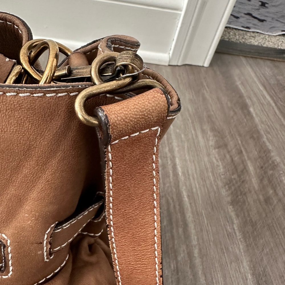 Burberry Tan Leather Tote Bag - Picture 6 of 12